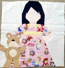 Load image into Gallery viewer, Evening Eleanor &amp; On the Town Olivia
